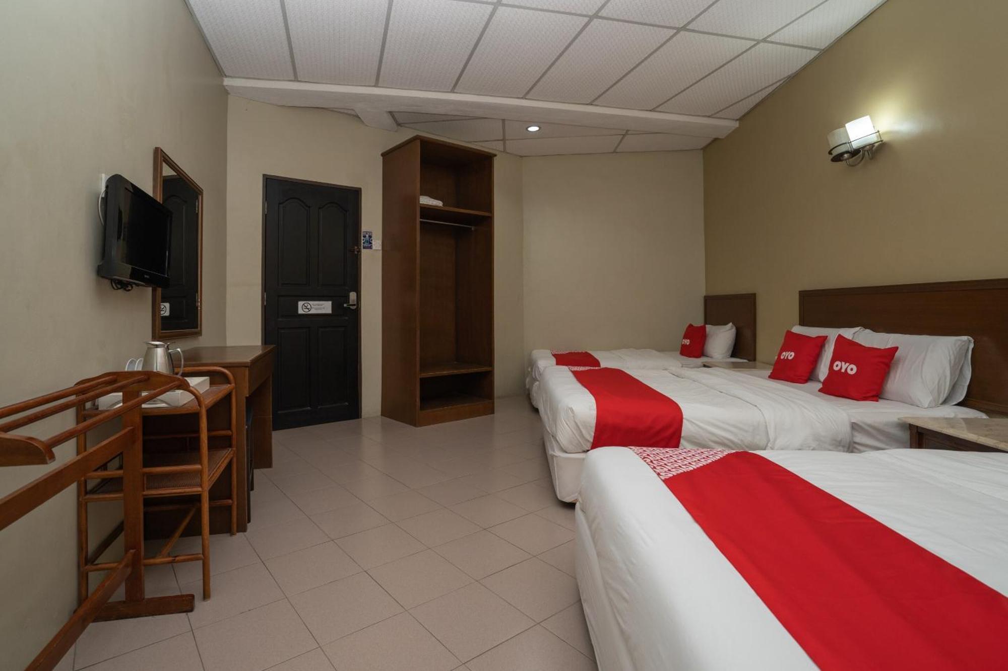 De Clinique Hotel Kampong Pasir Bogak Esterno foto