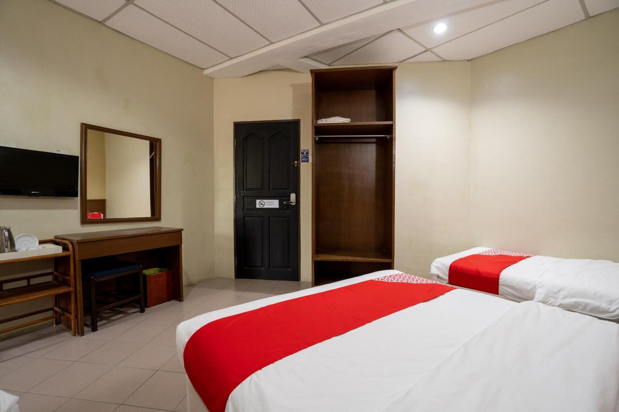 De Clinique Hotel Kampong Pasir Bogak Esterno foto