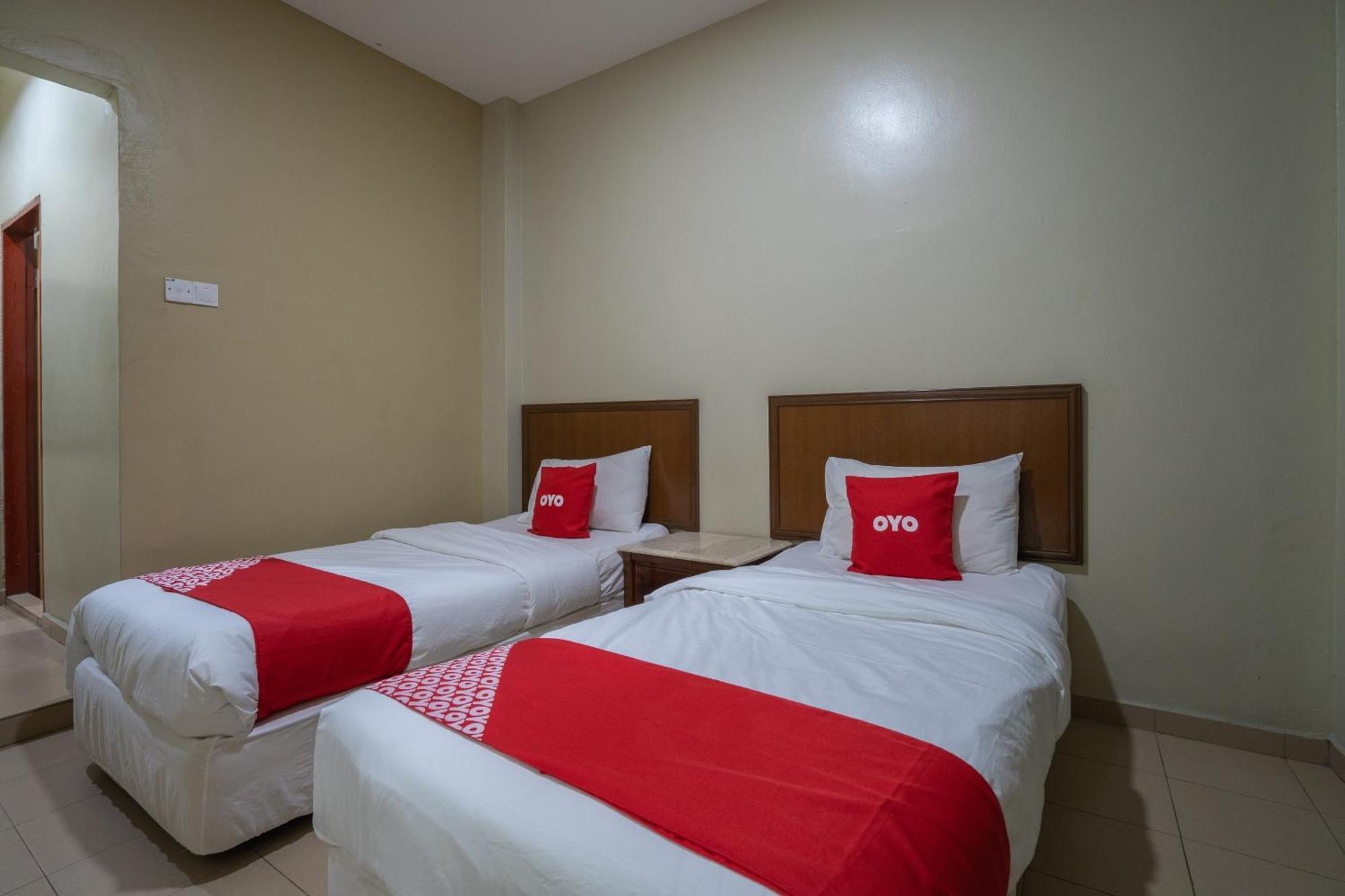 De Clinique Hotel Kampong Pasir Bogak Esterno foto