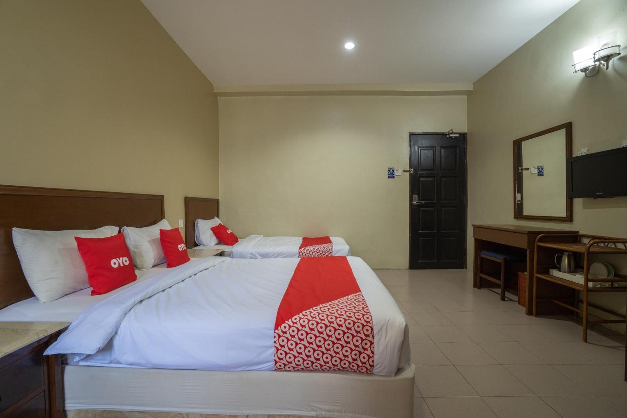 De Clinique Hotel Kampong Pasir Bogak Esterno foto