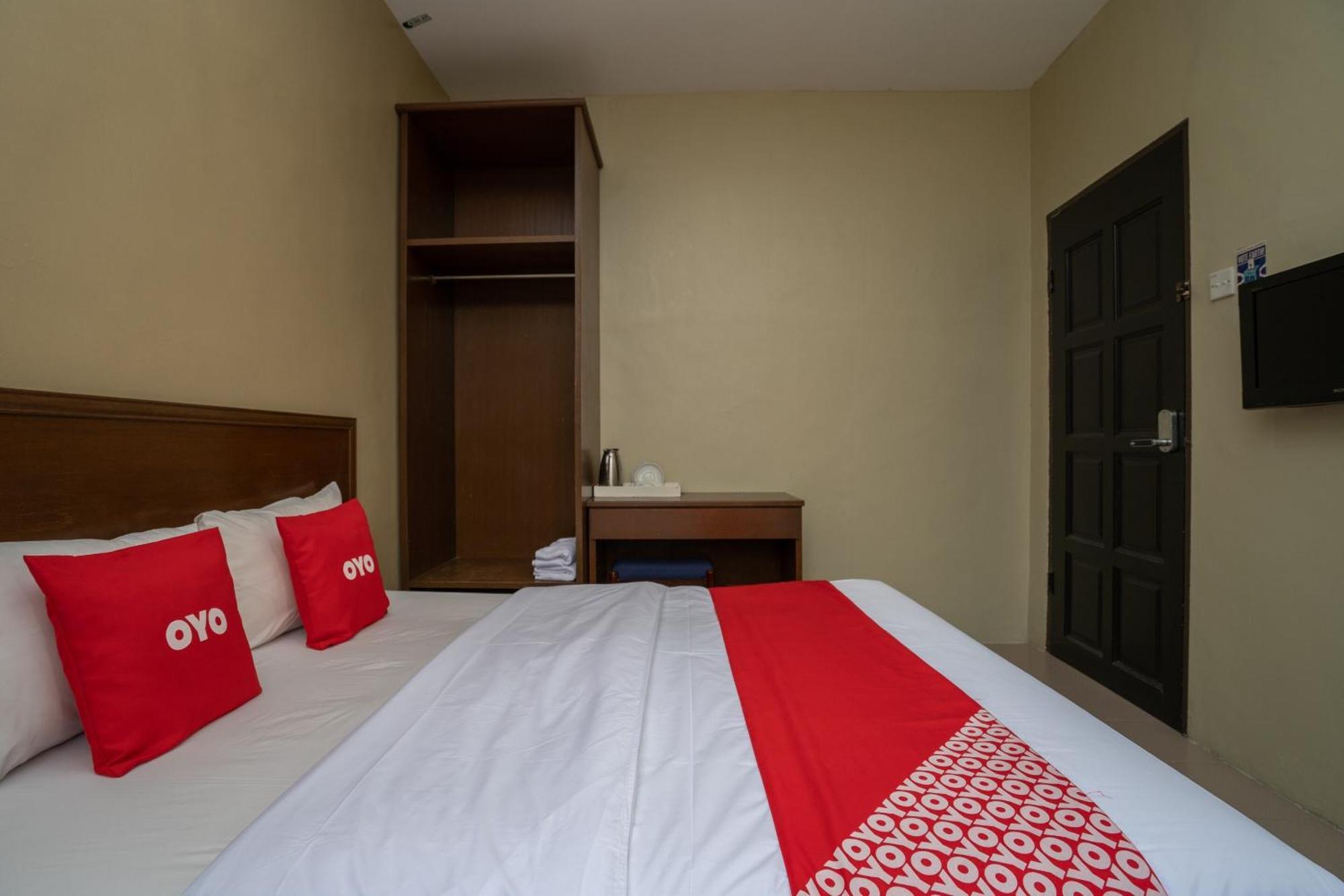 De Clinique Hotel Kampong Pasir Bogak Esterno foto