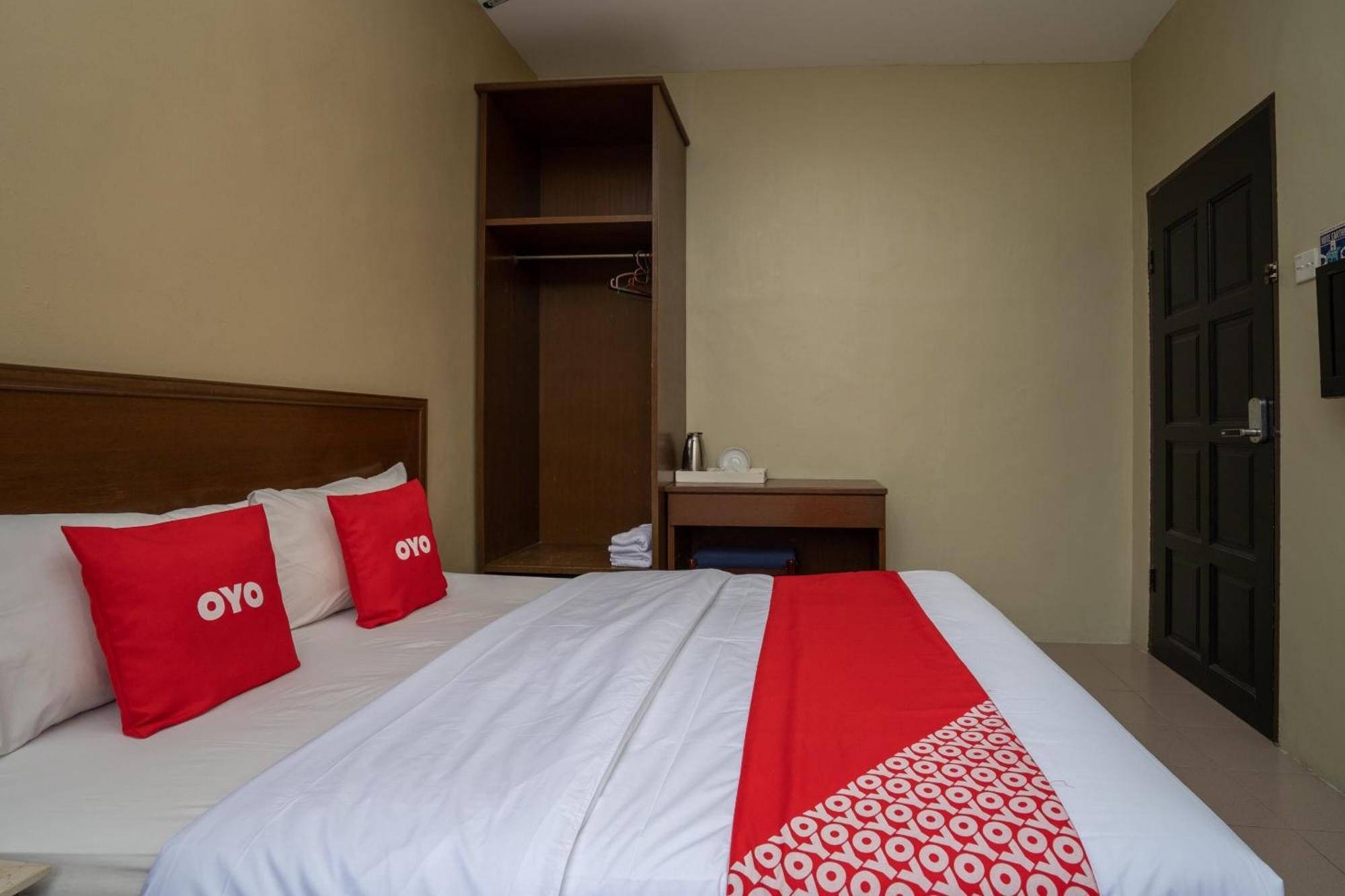 De Clinique Hotel Kampong Pasir Bogak Esterno foto